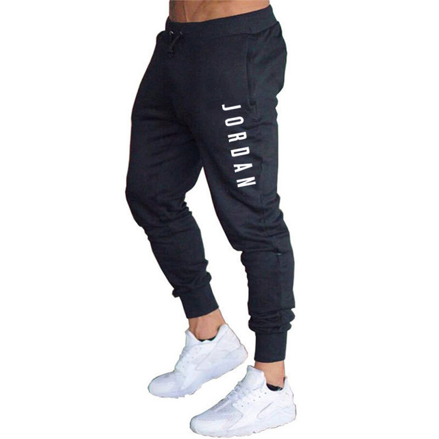 JORDAN - Bequeme, stylische Jogginghose für Männer